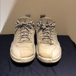 Air Jordan 12 low wolf grey